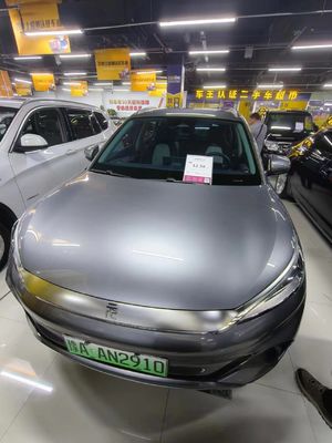 ニューヨーク BYD 2020 白色のミニ電気自動車